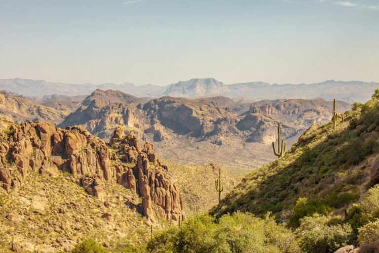 6-Day Djebel Zireg Trek – Blue Mountain of the Sahara